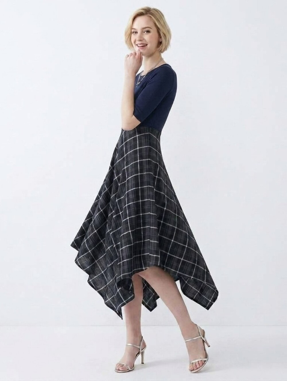 💧💧VERO MODA Navy & Black Asymmetrical Plaid Midi Dress